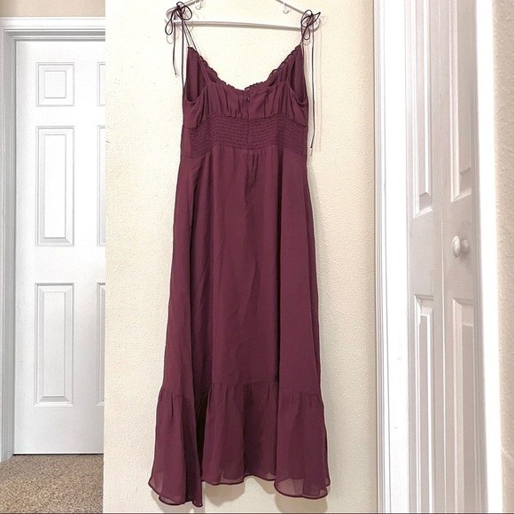 NWT REFORMATION Embry midi dress in Plum womens size 12 - Picture 9 of 10